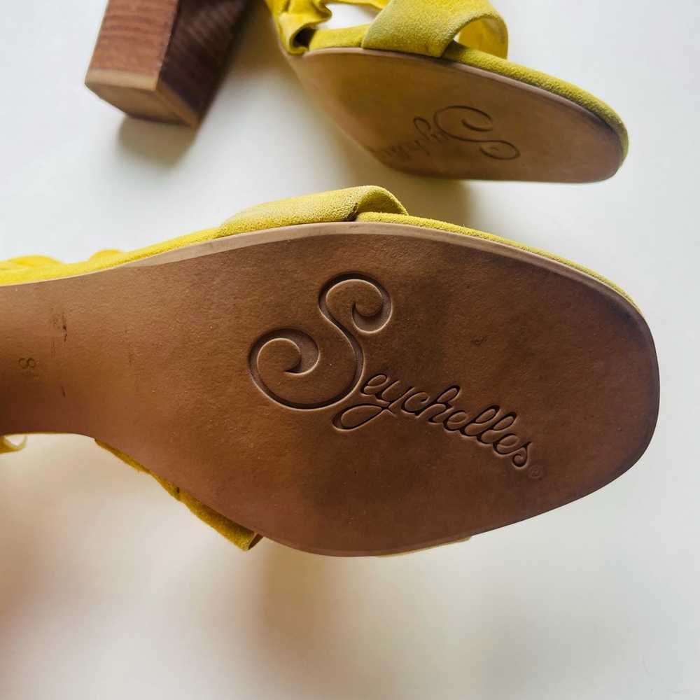 Anthropologie Seychelles Retro Ruffle Yellow Heel - Picture 7 of 12